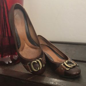 Nuture Leather Shoes